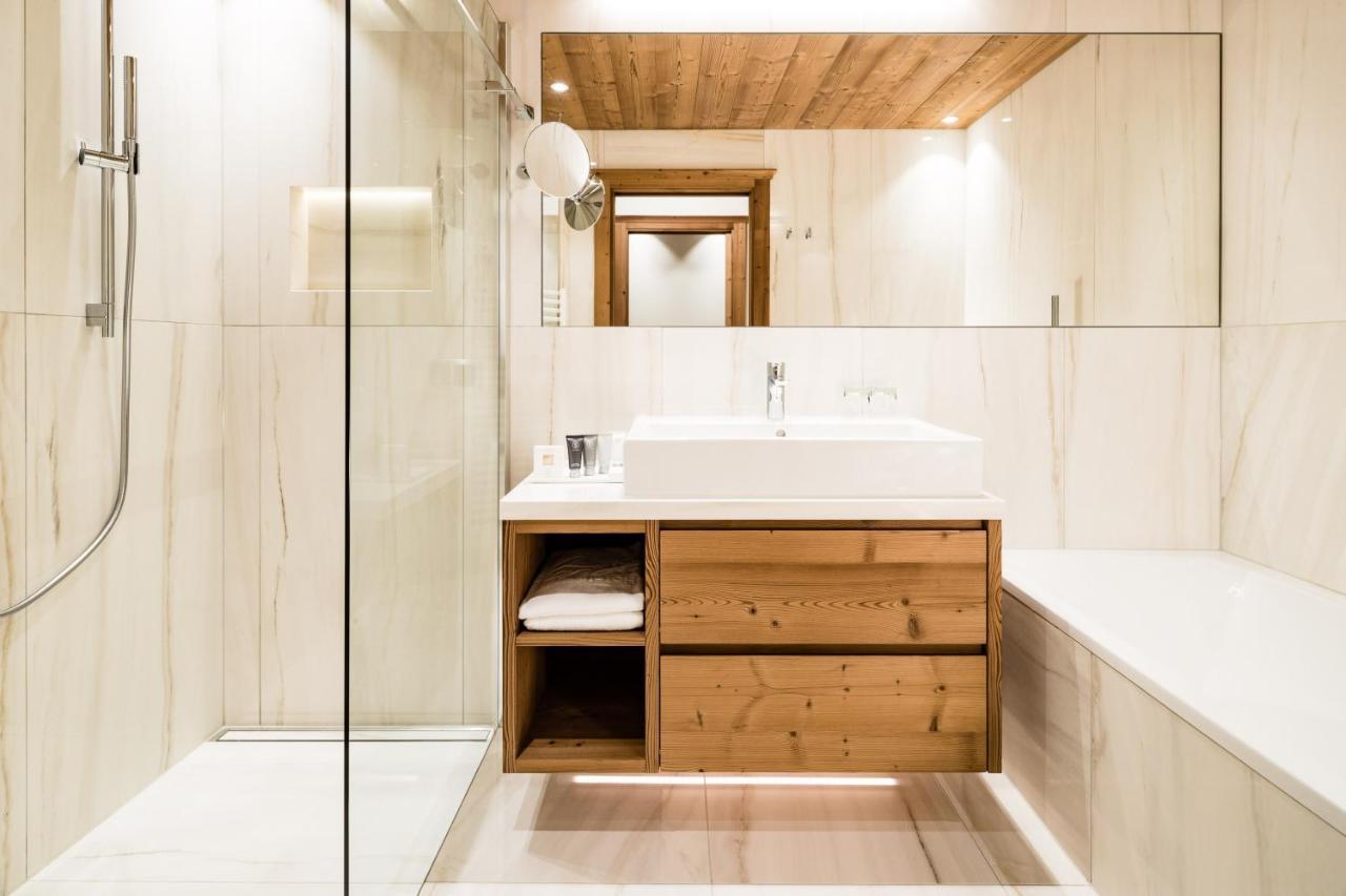 Savoy Dolomites Luxury & Spa Hotel Selva di Val Gardena Bagian luar foto